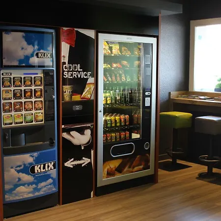 Ibis Budget Laval ホテル 2*
