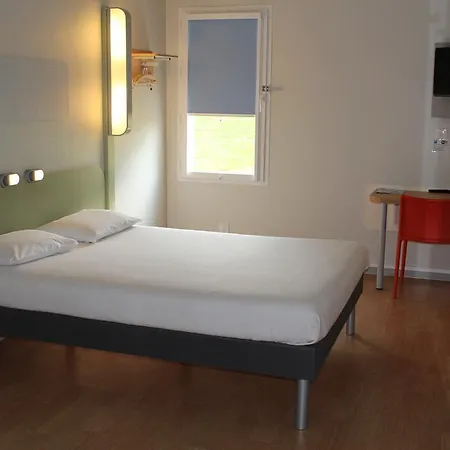 Ibis Budget Laval Bonchamp Les Laval