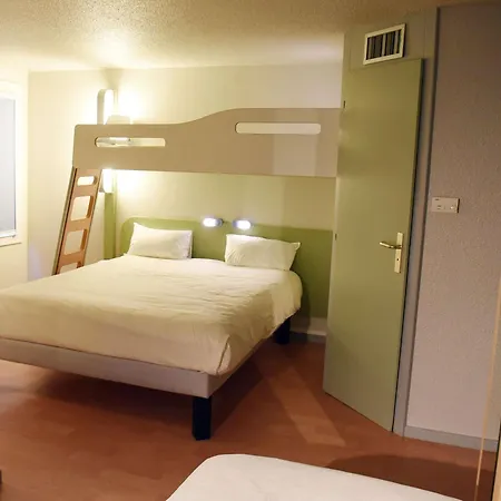Ibis Budget Laval Hotel