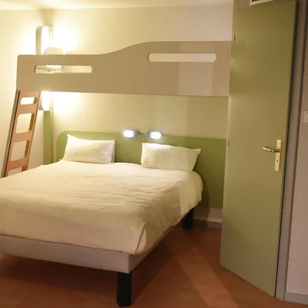 Hotel Ibis Budget Laval 2*