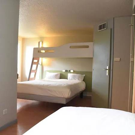 Hotel Ibis Budget Laval 2*