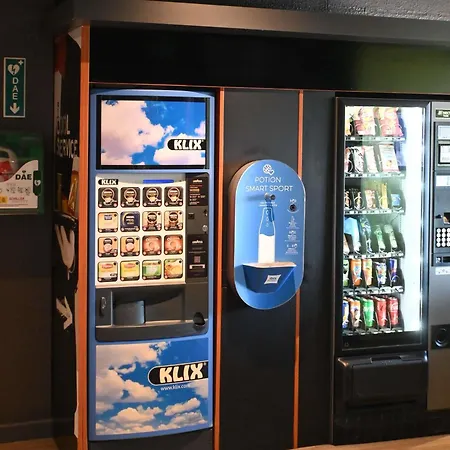Ibis Budget Laval 2*