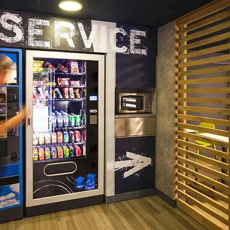 Ibis Budget Laval 2*