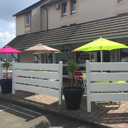 Ibis Budget Laval 2*