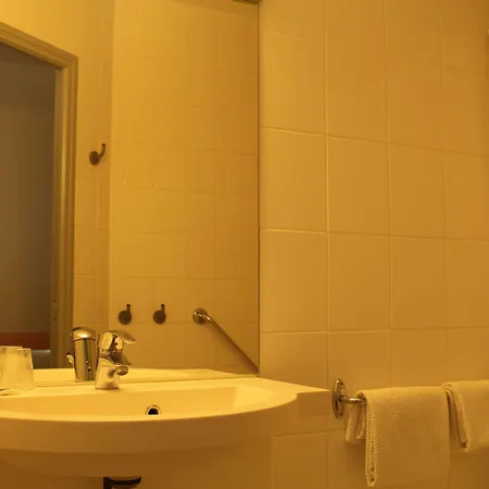 Ibis Budget Laval Hotel 2*