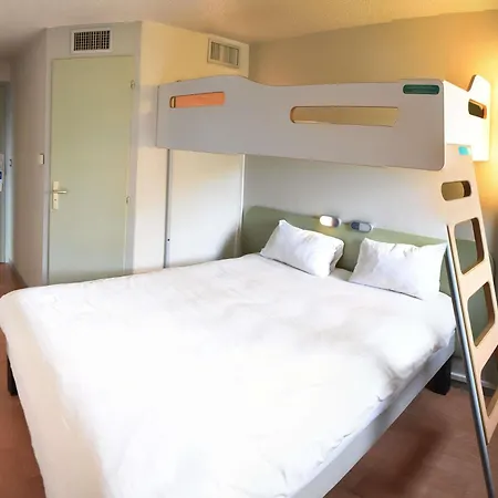 Hotel Ibis Budget Laval 2*