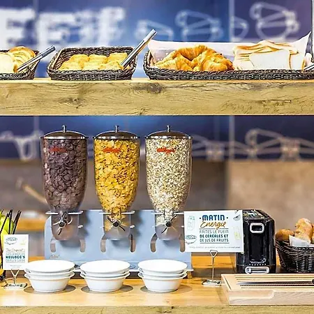 Ibis Budget Laval Hotel