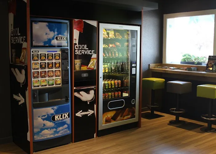 Ibis Budget Laval 호텔 2*