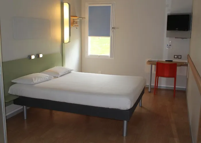 Ibis Budget Laval Bonchamp Les Laval