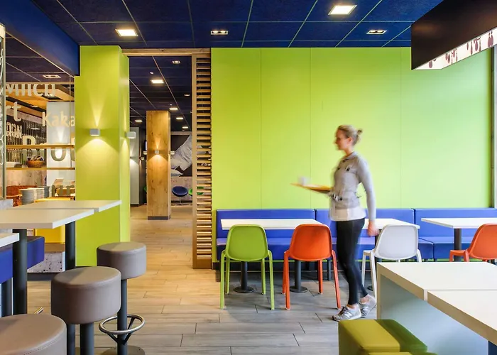 Hotel Ibis Budget Laval 2*