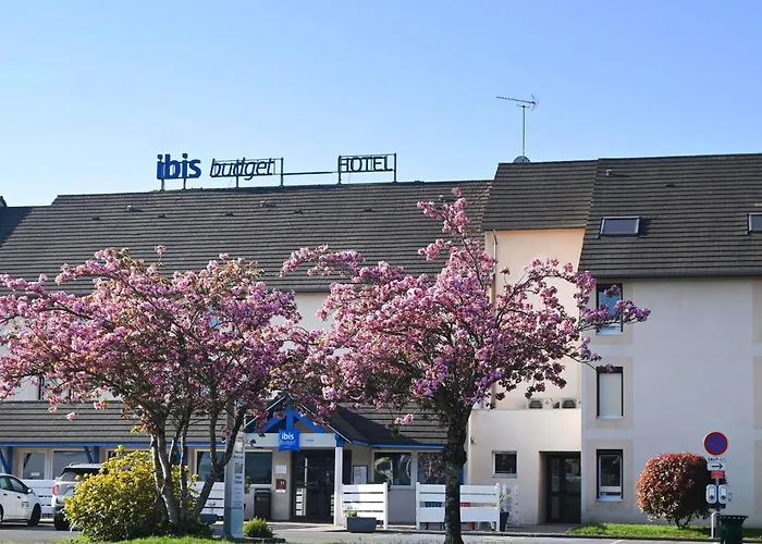 Ibis Budget Laval Hotel 2*