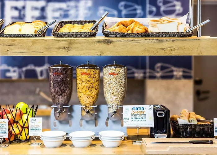 Ibis Budget Laval 호텔 2*