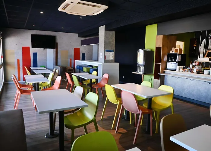 Ibis Budget Laval 호텔 2*