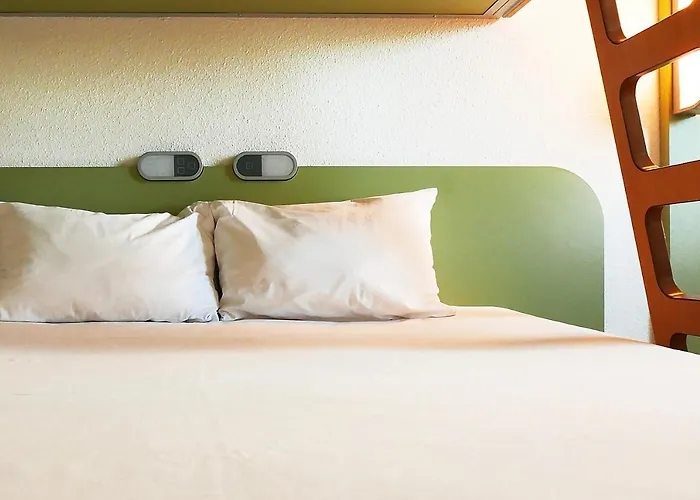 호텔 Ibis Budget Laval 2*