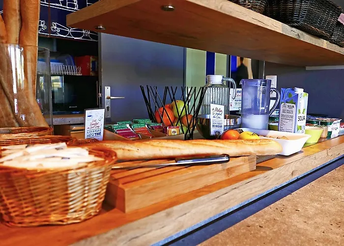 Hotel Ibis Budget Laval 2*